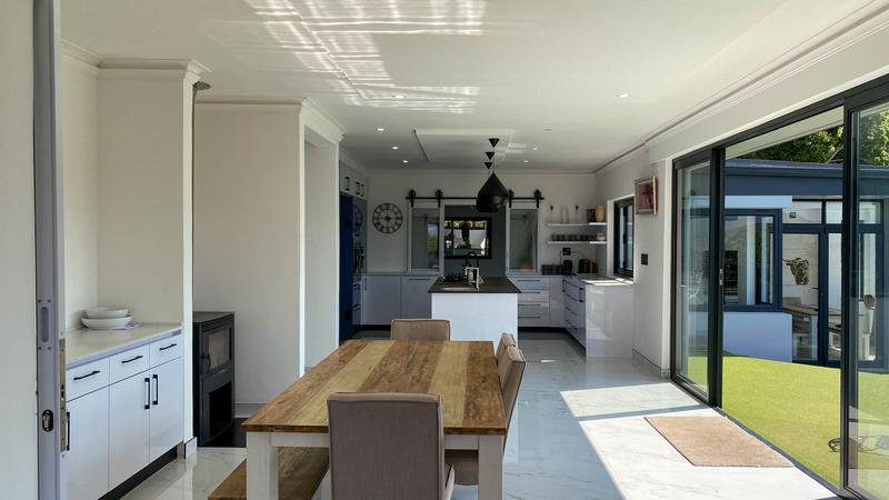 4 Bedroom Property for Sale in Helderrand Western Cape